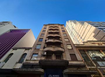 Apartamento · 83m² · 1 Quarto · Aluga / vende apartamento na região central