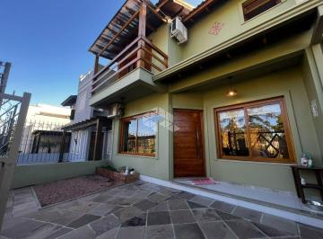 Photo 1 · Casa estilo sobrado com 159m², 3 dormitórios, 2 suites no Jadins do Prado/Hipica