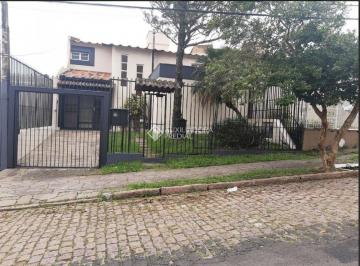 Casa · 100m² · 3 Quartos · Casa na Rua Cláudio Manoel da Costa nº 210, em Porto Alegre, RS.