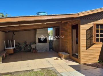 Casa · 74m² · 3 Quartos · Casa 3 quartos Arroio do Sal a 100m da praia