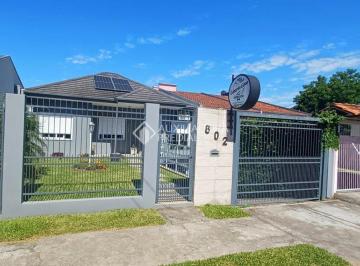 Casa · 220m² · 3 Quartos · 3 Vagas · Casa de Rua em Sapucaia do Sul