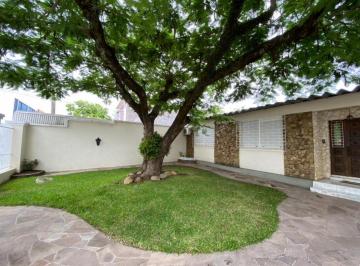 Casa · 334m² · 3 Quartos · Sobrado/Casa