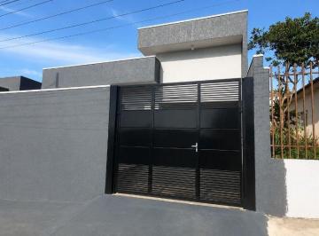 Casa · 80m² · 3 Quartos · Casa com 3 dormitórios para alugar, 80 m² por R$ 2.350,00/mês - Vila Esperança - Maringá/PR