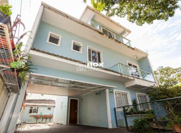 fafbe7f4af5c6cd8337a6a1c5d140c395cd3cafb · Sobrado com amplo quintal, 3 quartos, sendo 1 suíte máster com hidro à venda, 210 m² por - Tarumã -