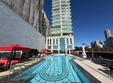 1baa9bb268be044e672ab8660abb44d94777cb10 · Apartamento de alto padrão de frente para o mar em Meia Praia - Itapema/SC