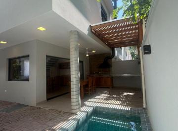 Casa de 3 quartos, São Sebastião · Casa com 3 suítes e área gourmet privativa com piscina
