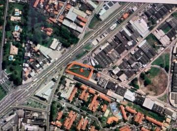 Foto 01 · Área 1.750,00m² que mede em torno de 60,00m x 30,00m, ótima visibilidade KM-0 da Estrada do Coco e A
