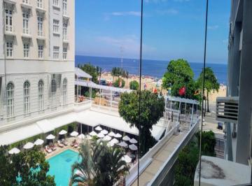 Apartamento · 3 Quartos · 1 Vaga · Apartamento de Luxo com Vista ao Mar e 3 Quartos em Copacabana