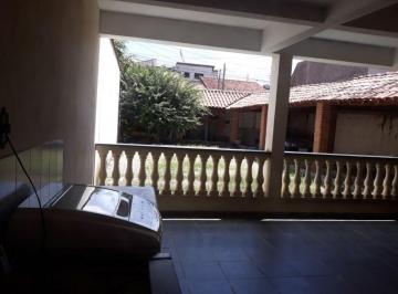 Casa · 3 Quartos · 3 Vagas · Casa - Jardim Archila