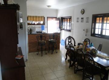 Comercial · 3 Quartos · Escritório - Rio Acima