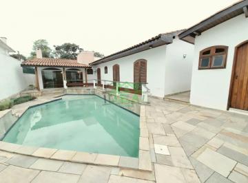 Casa Térrea para Locação com Dormitórios virando para piscina. · Casa Térrea para Locação com Dormitórios virando para piscina.