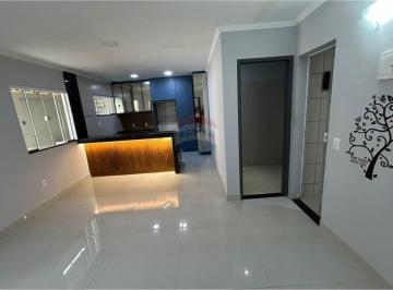 Casa · 181m² · 2 Quartos · 3 Vagas · Casa à Venda na Rasa – Cabo Frio | 2 Quartos, Área Gourmet e Energia Solar