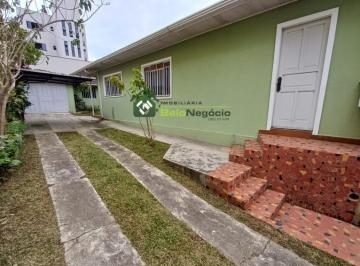 Casa · 3 Quartos · 1 Vaga · Casa à venda - no Centro