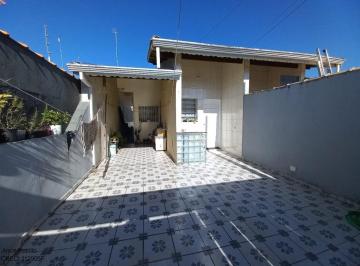 Foto 01 · Confortável Casa Geminada 2 Dormitórios Sendo 1 Suíte a Venda em Peruíbe. No Precinho!!!