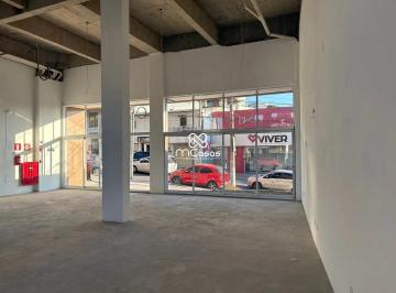 Comercial · 190m² · 2 Vagas · Excelente Loja de 190 m² para Locação no Centro de Betim