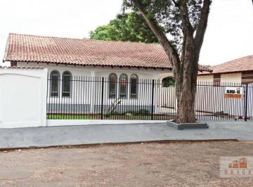 3f2577702368b605bc95bbfc47716b7aadd7fd45 · Casa com 4 dormitórios para alugar, 257 m² por R$ 3.082,50/mês - Centro - Naviraí/MS