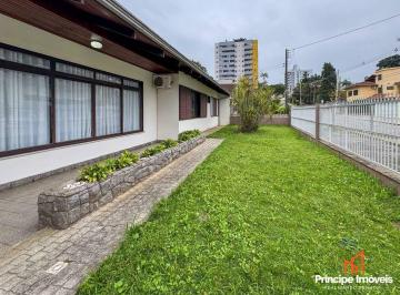 Casa · 132m² · 4 Quartos · 6 Vagas · Casa com 4 quartos no Anita Garibaldi em Joinville