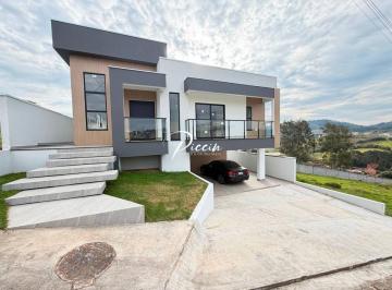 ed591fd2df169bd813eef68836a1535626dac952 · Casa em Condomínio