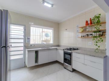 41769430-4524-4c3b-85c1-2fbea05e0068 · Casa para venda em Vila Marari com 3 quartos, sendo 2 suítes, 93m²