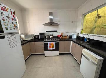 ce03e665-fa2d-4dda-8d78-91cd23844056 · Sobrado para venda em Vila Constança com 3 quartos, sendo 3 suítes, 123m²