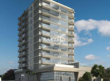 14ee6a1eb1c1303a3fce6dd8f93ac89fe0da25b3 · Apartamento com 3 dormitórios à venda, 90 m² por R$ 1.200.000,00 - Centro - Navegantes/SC