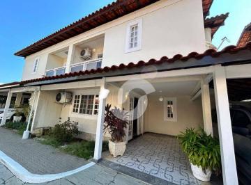 7fddd6daf579c05533fa9347cbc44b3f62fed503 · Casa com 3 dormitórios à venda, 250 m² por R$ 1.250.000,00 - Camboinhas - Niterói/RJ