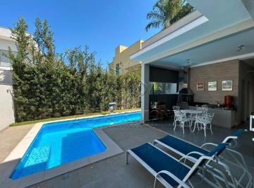 Casa · 300m² · 4 Quartos · SOBRADO EM CONDOMINIO COM 4 QUARTOS SENDO 3 SUITES CLOSET- MONT BLANC