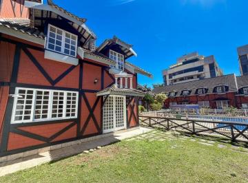 1c04b8104d4ca4d0d74531f91006f9fad3e2bc4e · Casa com 4 dormitórios à venda, 114 m² por R$ 880.000,00 - Alto - Teresópolis/RJ