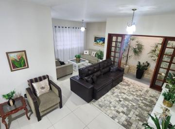 9ef7ff9ba5972fba3a845a09f53031bdaf8446e1 · VENDO SOBRADO COM 4 QUARTOS, SENDO 2 SUÍTES NO BAIRRO SÃO VICENTE EM ITAJUBÁ-MG