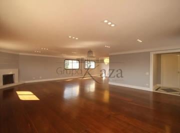 Apartamento · 453m² · 4 Quartos · 4 Vagas · Excelente Cobertura Duplex