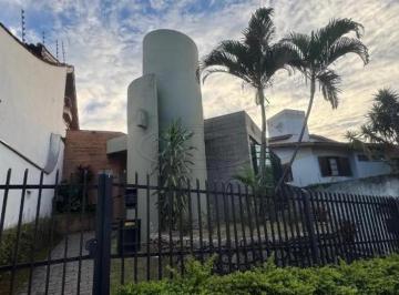 Comercial · 217m² · 3 Vagas · Prédio Comercial à Venda - Excelente Localização.
