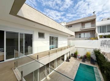 Casa · 300m² · 3 Quartos · 4 Vagas · Casa com 3 Suítes à Venda no Condomínio Aldeia da Mata, Votorantim