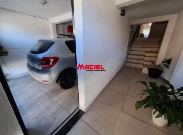 Casa · 136m² · 2 Quartos · 2 Vagas · Linda casa aconchegante a venda - Pq Novo Horizonte