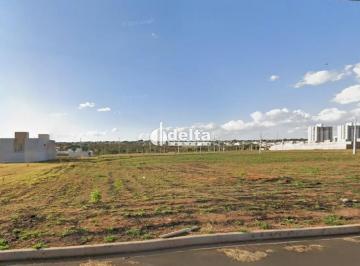 Comercial · 1000m² · Terreno disponível para venda no bairro Laranjeiras em Uberlândia-MG