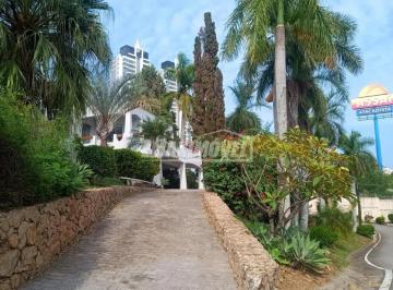 Casa · 610m² · 4 Quartos · 6 Vagas · Casa no Condomínio Bosque de São Bento I, Campolim, Sorocaba/SP.