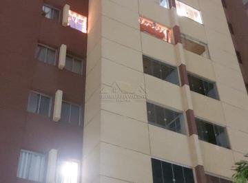 Apartamento · 84m² · 3 Quartos · Apartamento à Venda no Capão Raso com 3 Quartos, 1