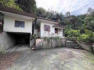Casa · 200m² · 4 Quartos · 1 Vaga · Casa com 4 Dormitórios no Bom Retiro – Próxima à Ecomax e Hospital Santa Isabel