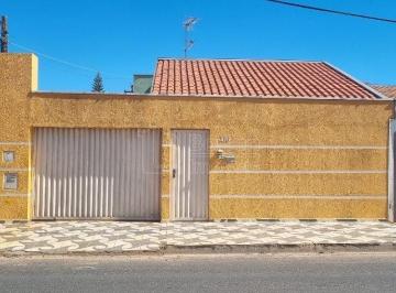Casa · 141m² · 3 Quartos · 6 Vagas · Casa Padrão em Araraquara
