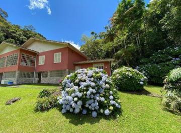 ff8463b47d702deba170d326249334edb0e9118e · Chácara na Serra em Meio à Natureza — Refúgio de Paz e Tranquilidade