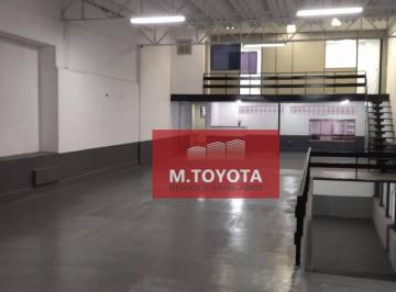 Comercial · 367m² · Galpão / Depósito / Armazém para venda em Centro de 367.00m²