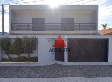 Casa · 310m² · 4 Quartos · 4 Vagas · Casa para alugar em Jardim São Francisco de 310.00m² com 4 Quartos, 1 Suite e 4 Garagens