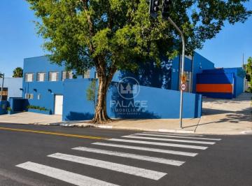 Comercial · 680m² · 1 Quarto · 14 Vagas · Prédio Comercial para alugar em Vila Industrial de 680.00m² com 1 Quarto, 1 Suite e 14 Garagens