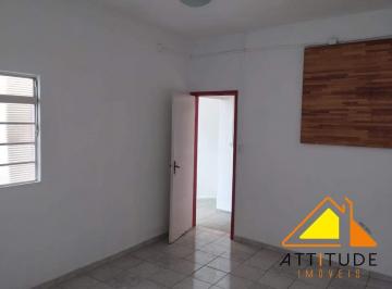 Casa · 300m² · 1 Quarto · 2 Vagas · Casa para alugar em Jardim do Mar de 300.00m² com 1 Quarto e 2 Garagens
