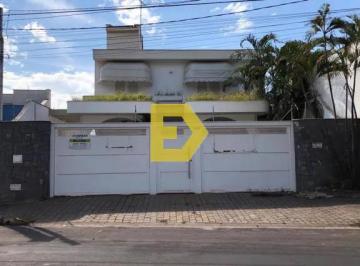 Casa de 4 quartos, Araçatuba · Casa para venda em S Joaquim de 327.00m² com 4 Quartos, 2 Suites e 4 Garagens