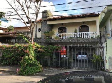 Casa · 292m² · 4 Quartos · 3 Vagas · Casa para venda em Itapoã de 292.00m² com 4 Quartos, 1 Suite e 3 Garagens