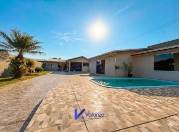 Casa · 157m² · 2 Quartos · Casa com Piscina Salão de Festas Perto do Mar