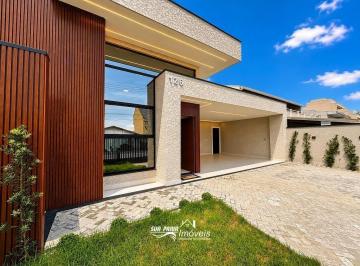Casa · 140m² · 3 Quartos · 4 Vagas · Casa alto padrão 3 suítes e piscina perto do mar