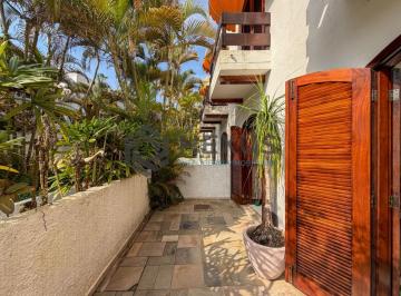 Foto · Apartamento frente mar com varanda vista mar e lazer na Enseada, Guarujá