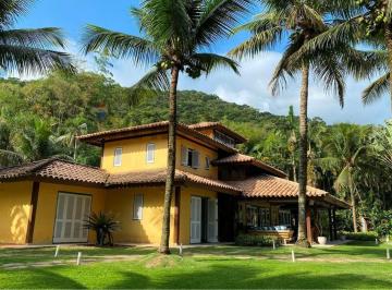 Casa · 3000m² · 4 Quartos · 2 Vagas · Casa em Praia Preta, São Sebastião com 4 Suítes para Temporada
