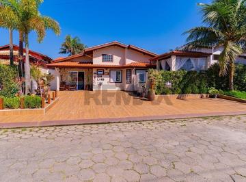 Casa · 138m² · 3 Quartos · Seu Refúgio dos Sonhos em Bertioga!